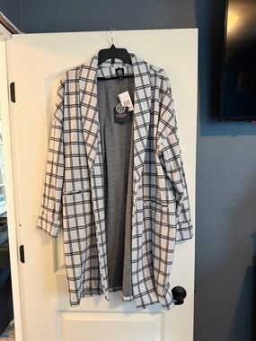 bobeau Light Grey and Black Plaid Duster Cardigan